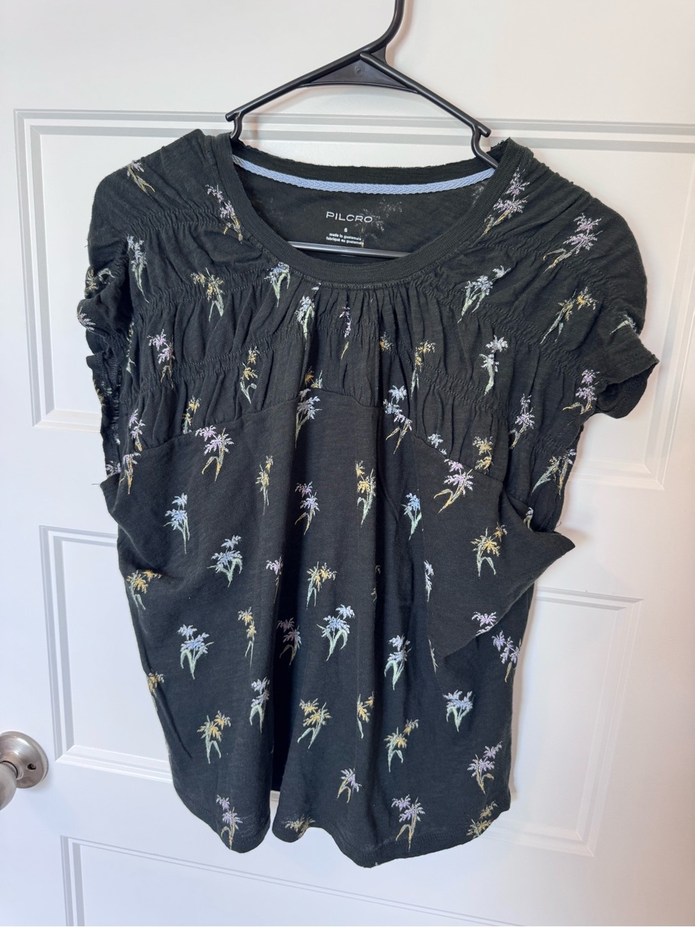 Pilcro Black Short-Sleeve Floral Smocked Top